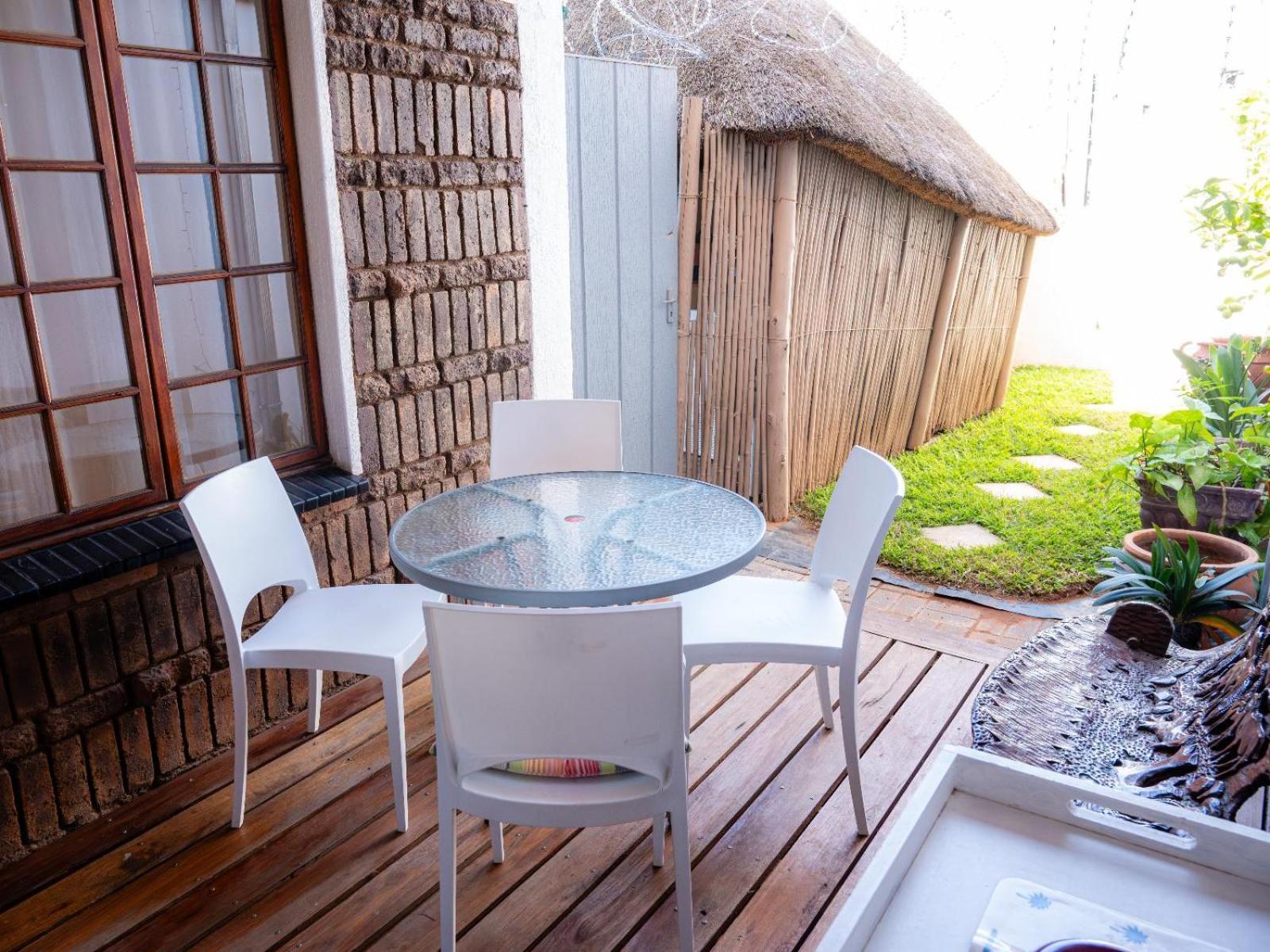 Sleepers Villa Guesthouse Polokwane Exterior foto